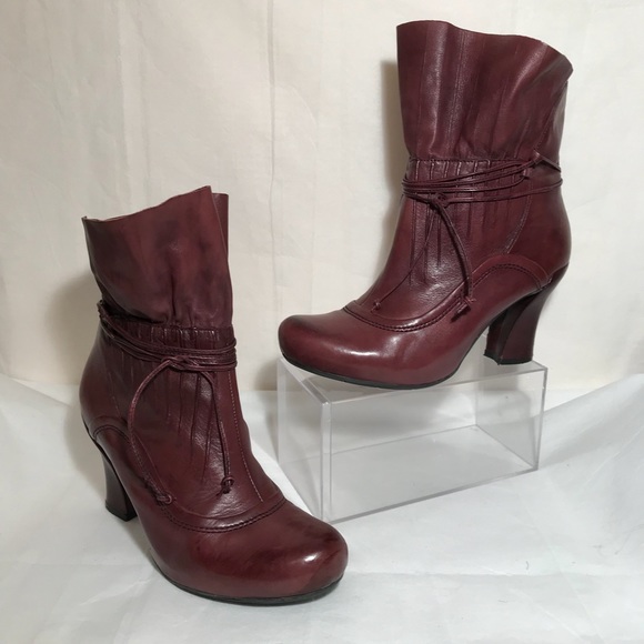 earthies ankle boots